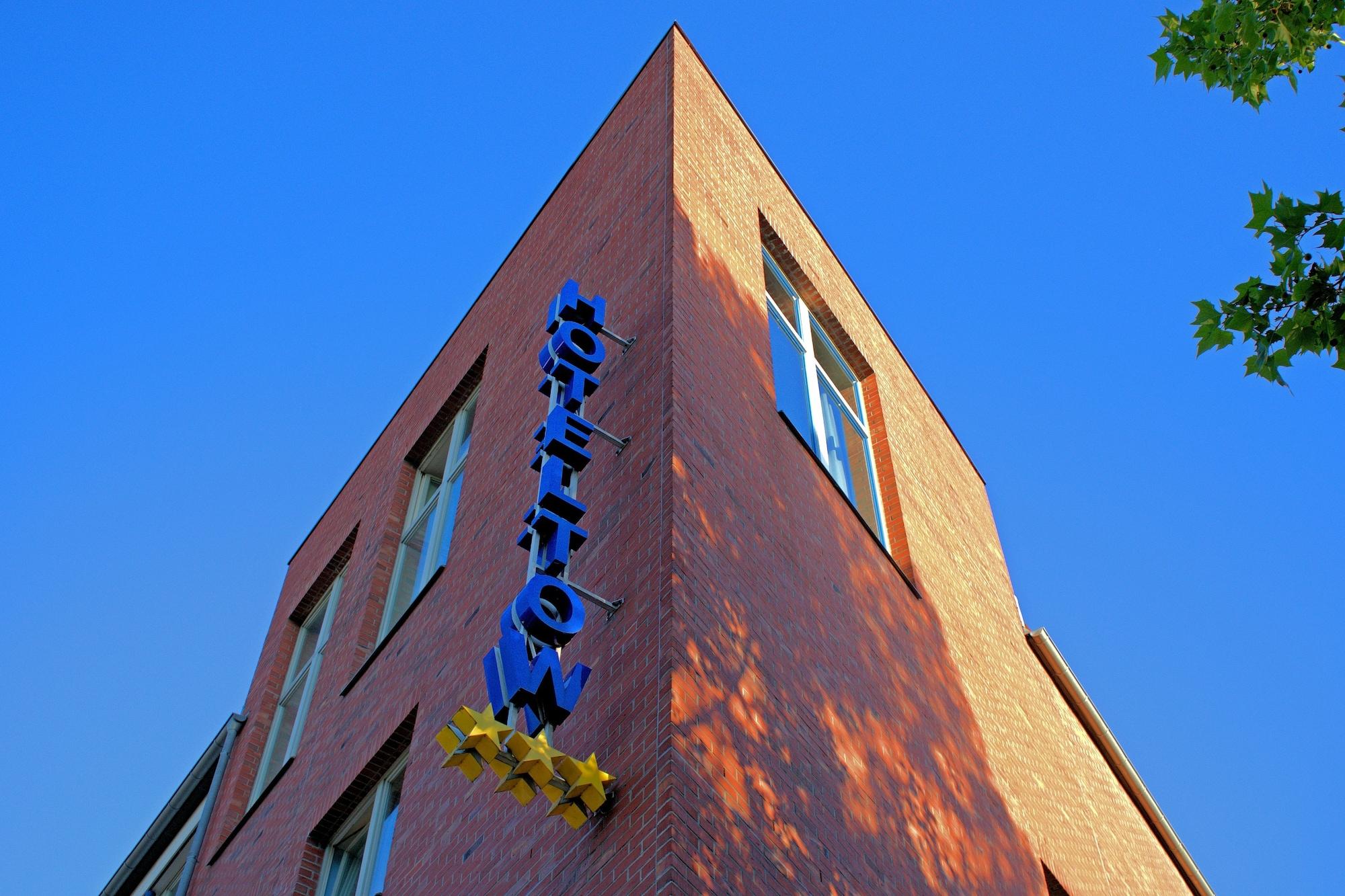 H24 Hoteltow Exterior foto