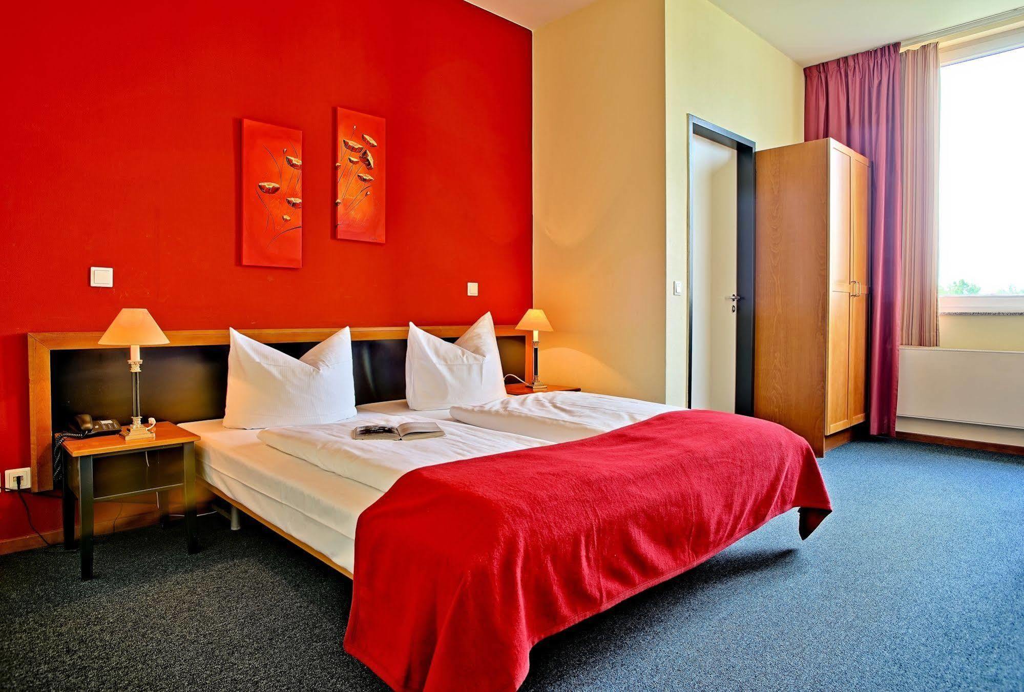 H24 Hoteltow Exterior foto